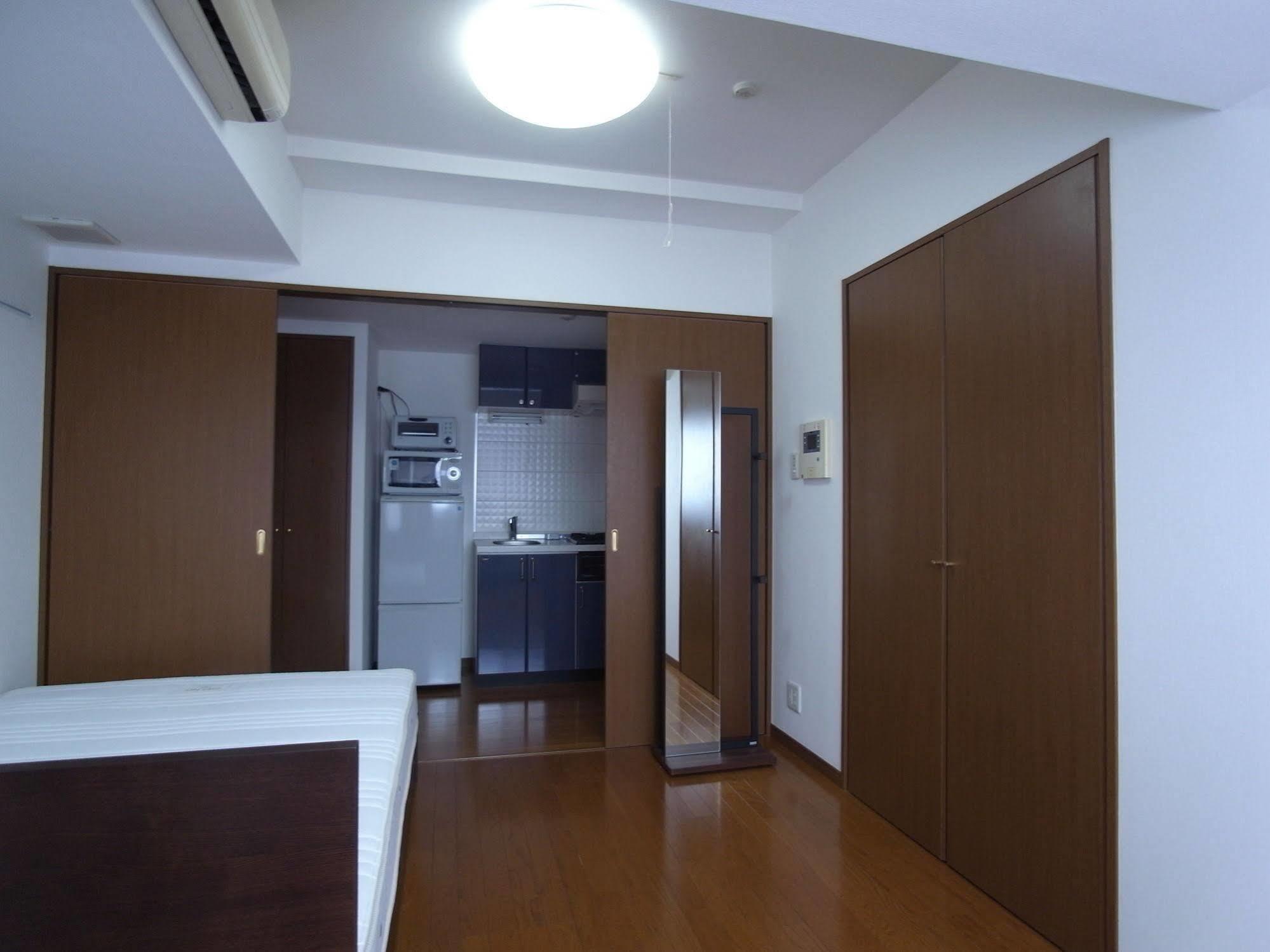 Palace Studio Shinjuku Parkside Tōkyō Extérieur photo